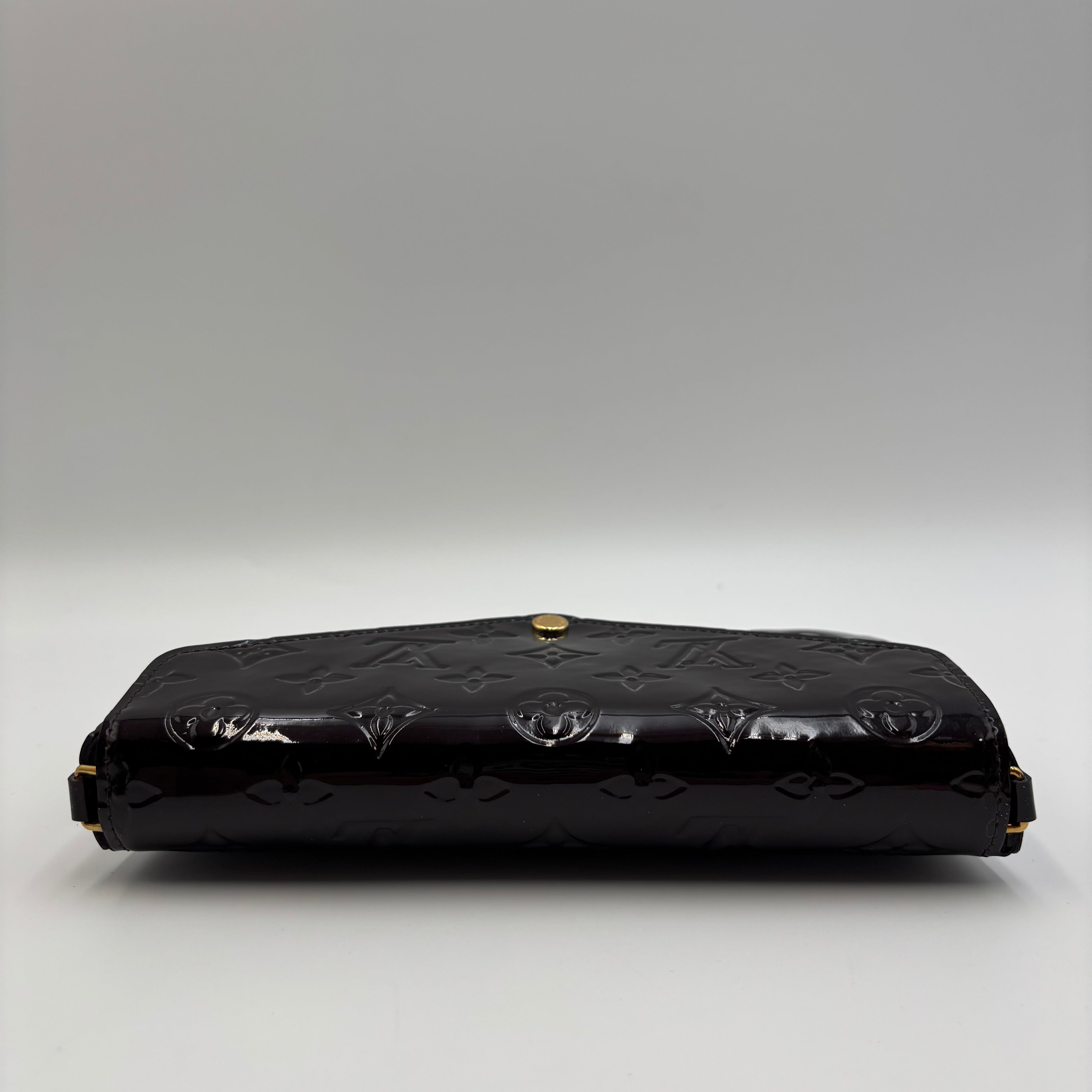 Louis Vuitton Pochette Félicie Monogram Vernis Amarante