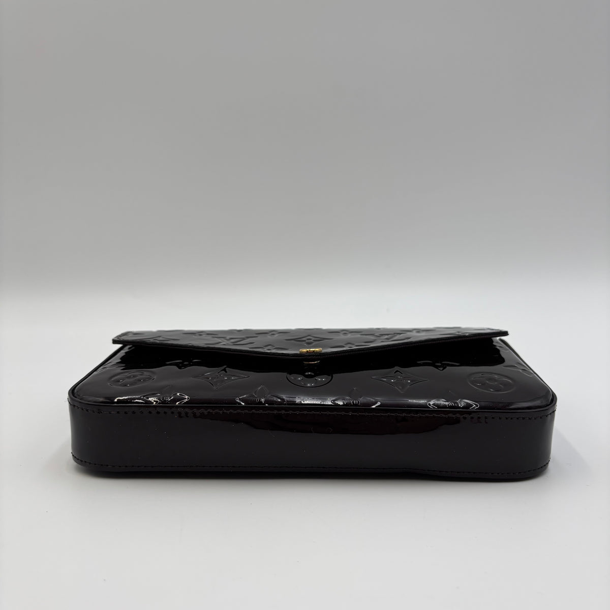 Louis Vuitton Pochette Félicie Monogram Vernis Amarante