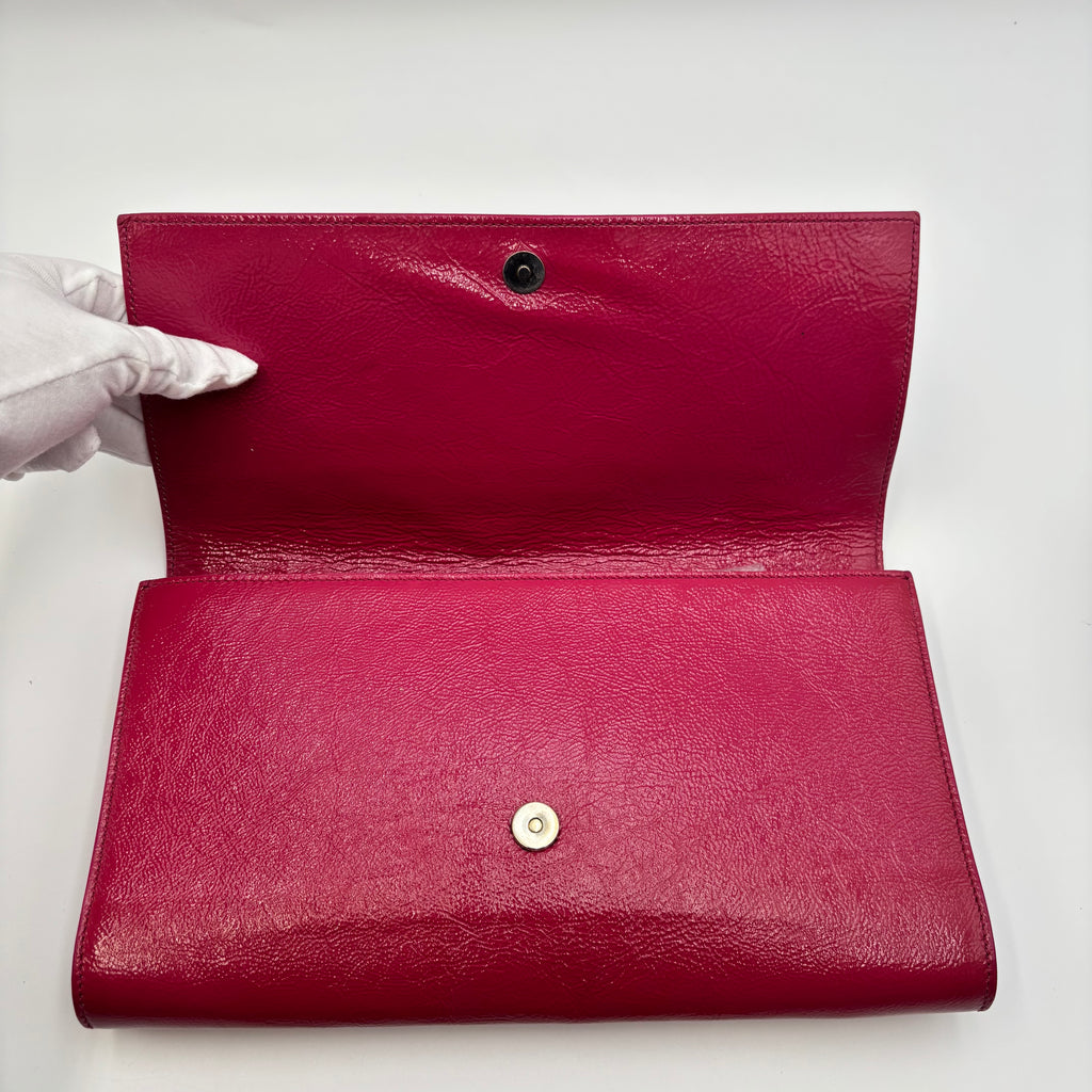 Saint Laurent Lipstick Fuchsia Calfskin Monogram Large Belle de Jour Clutch