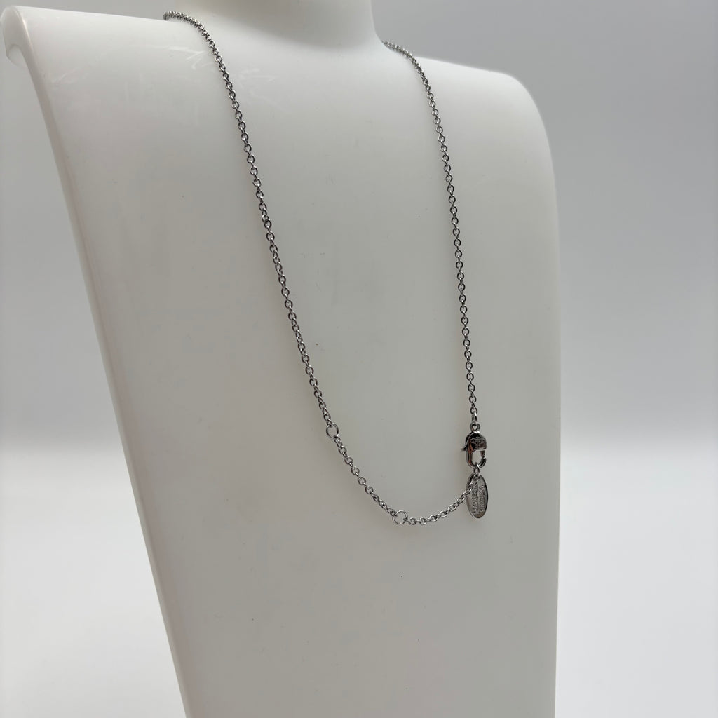 Vivienne Westwood Rigoberta Pearl Bow Orb Pendant Necklace – Silver / White