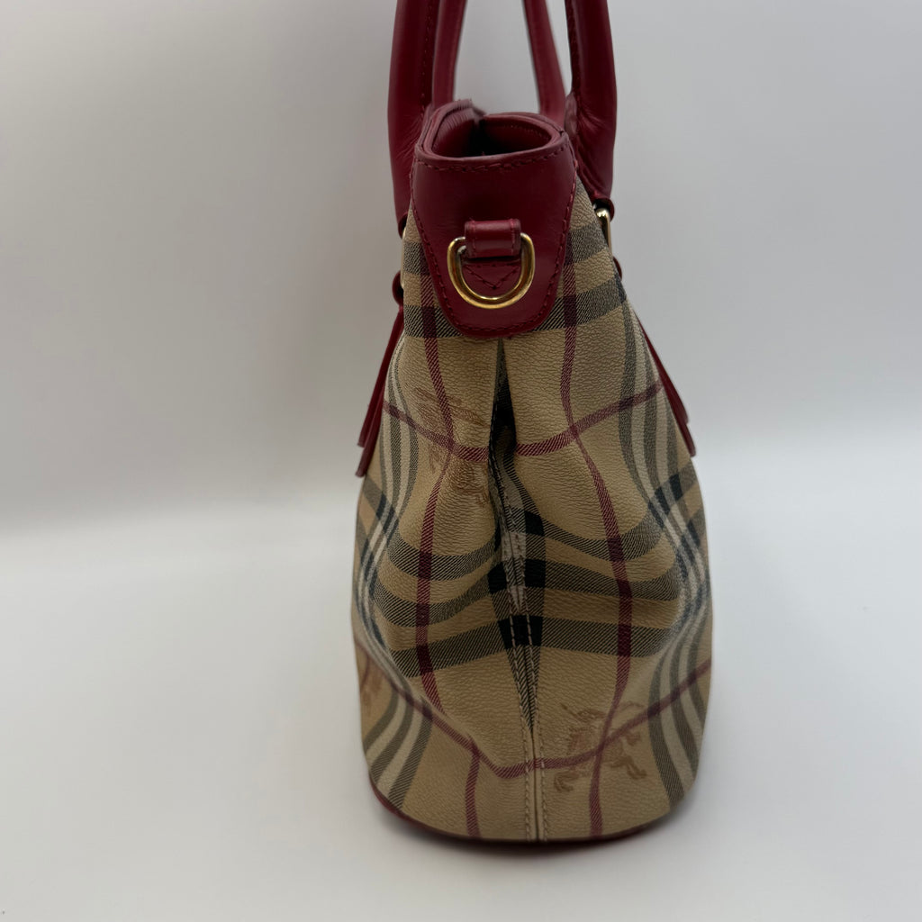 Burberry Haymarket Check Tote Bag in Beige & Red