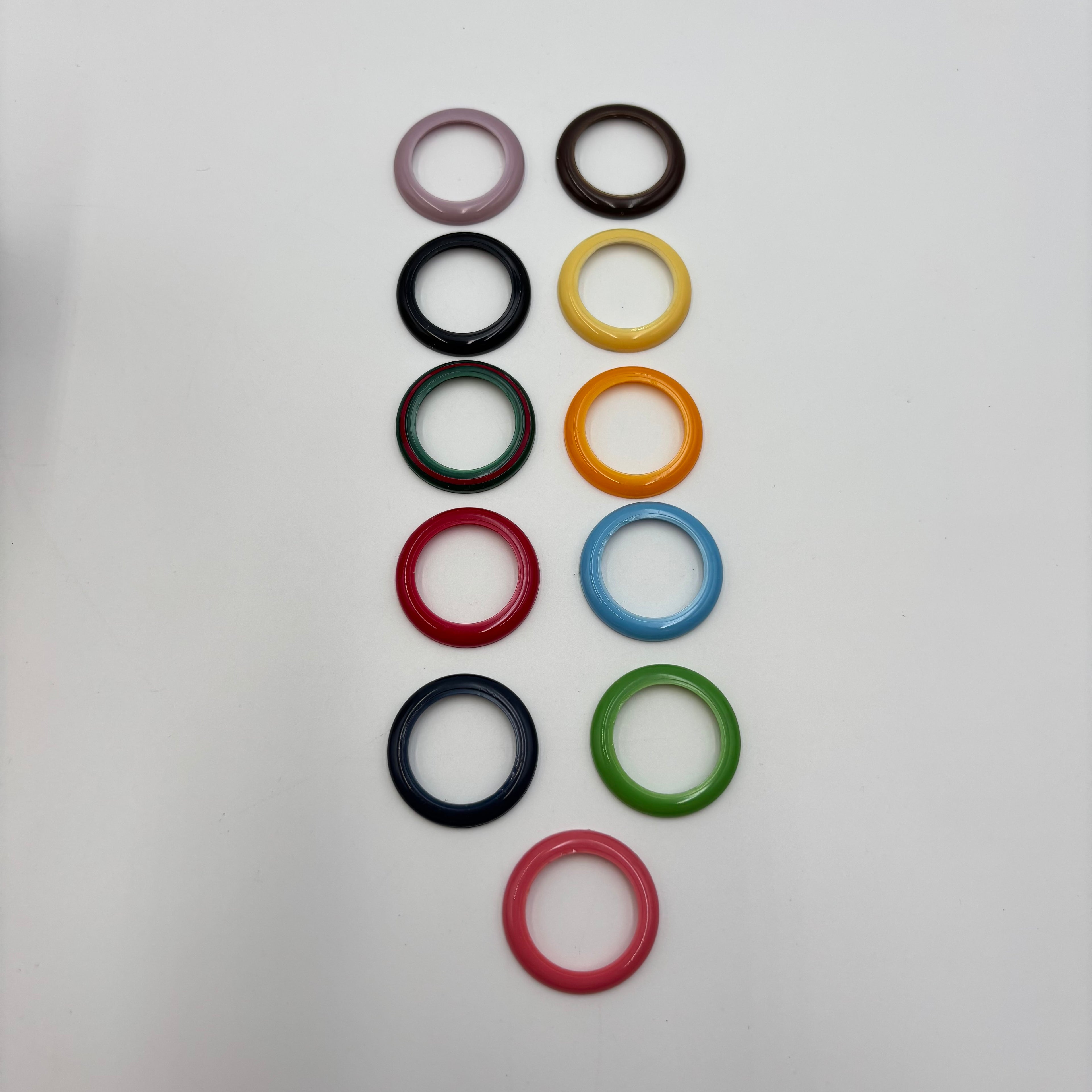 Gucci 1100-L Interchangeable Bezel Watch Set