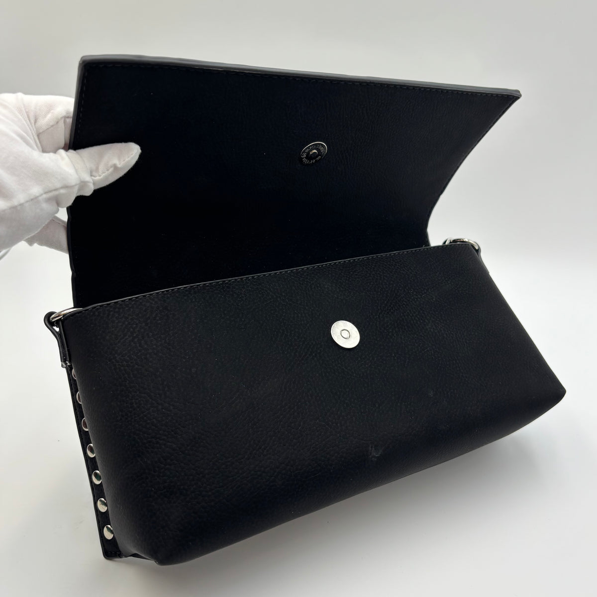 Vivienne Westwood Sherry Shoulder Bag in Black