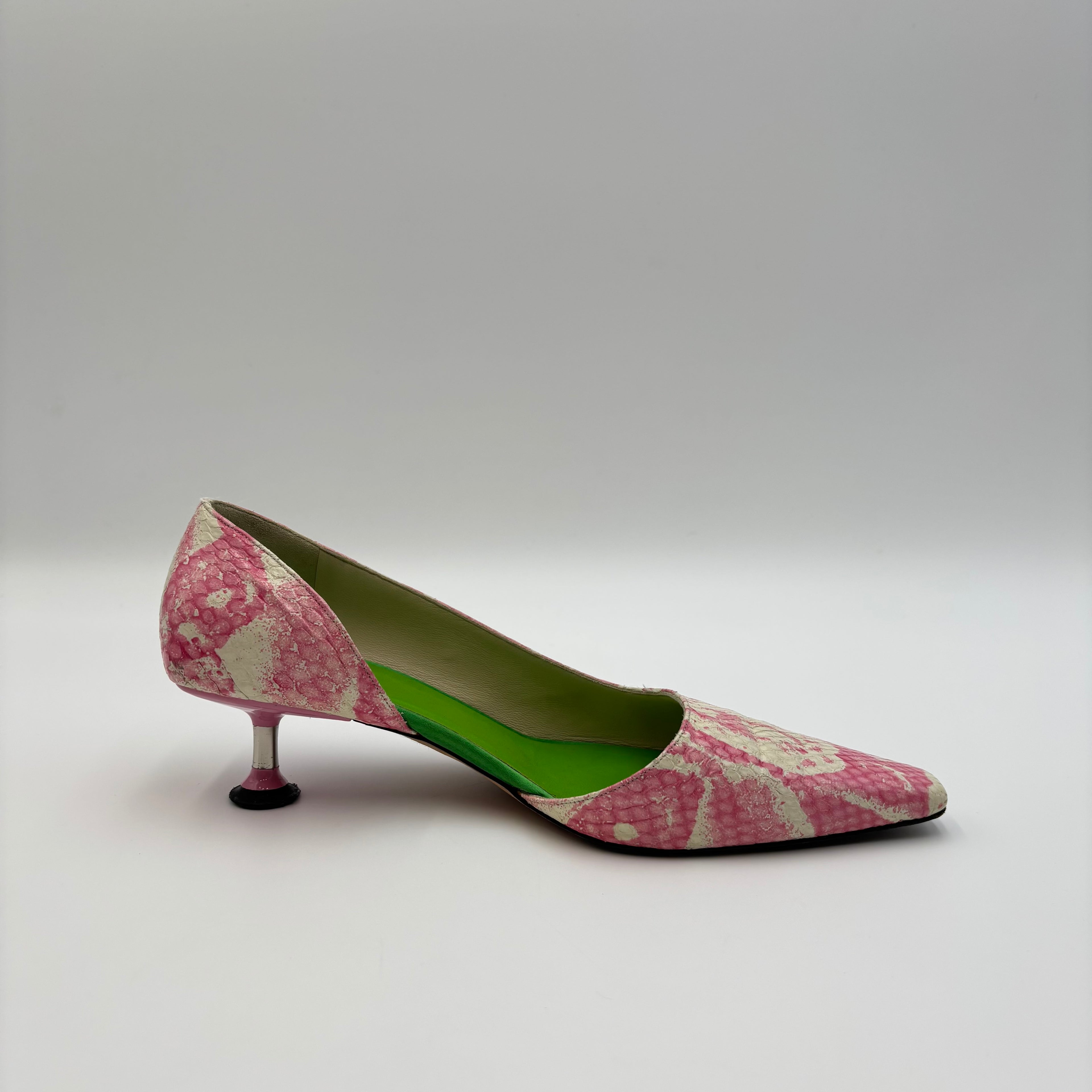 Fendi Pink/Ivory Snakeskin Kitten Heel Pumps