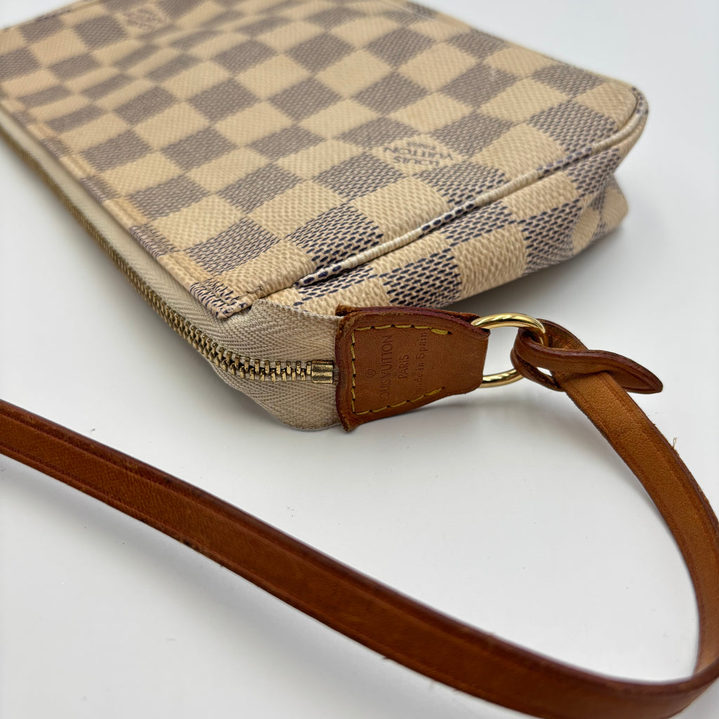 Louis Vuitton Pochette Accessoires Damier Azur