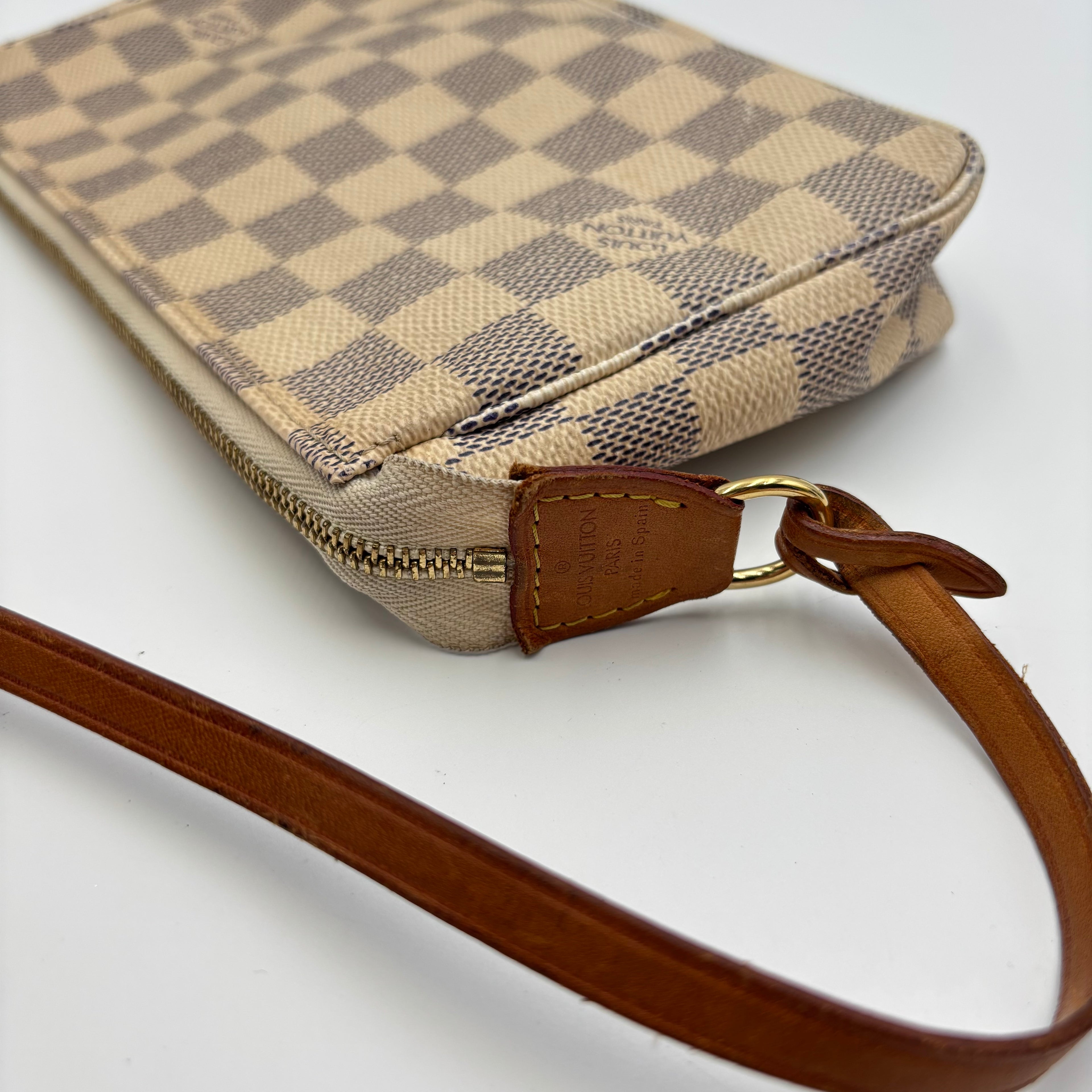 Louis Vuitton Pochette Accessoires Damier Azur
