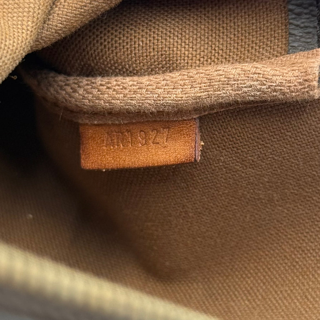Louis Vuitton Monogram Pochette Accessoires 1997