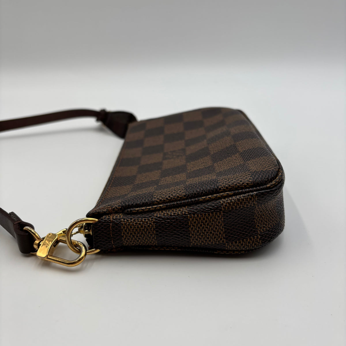 Louis Vuitton Damier Ebene Pochette Accessoires