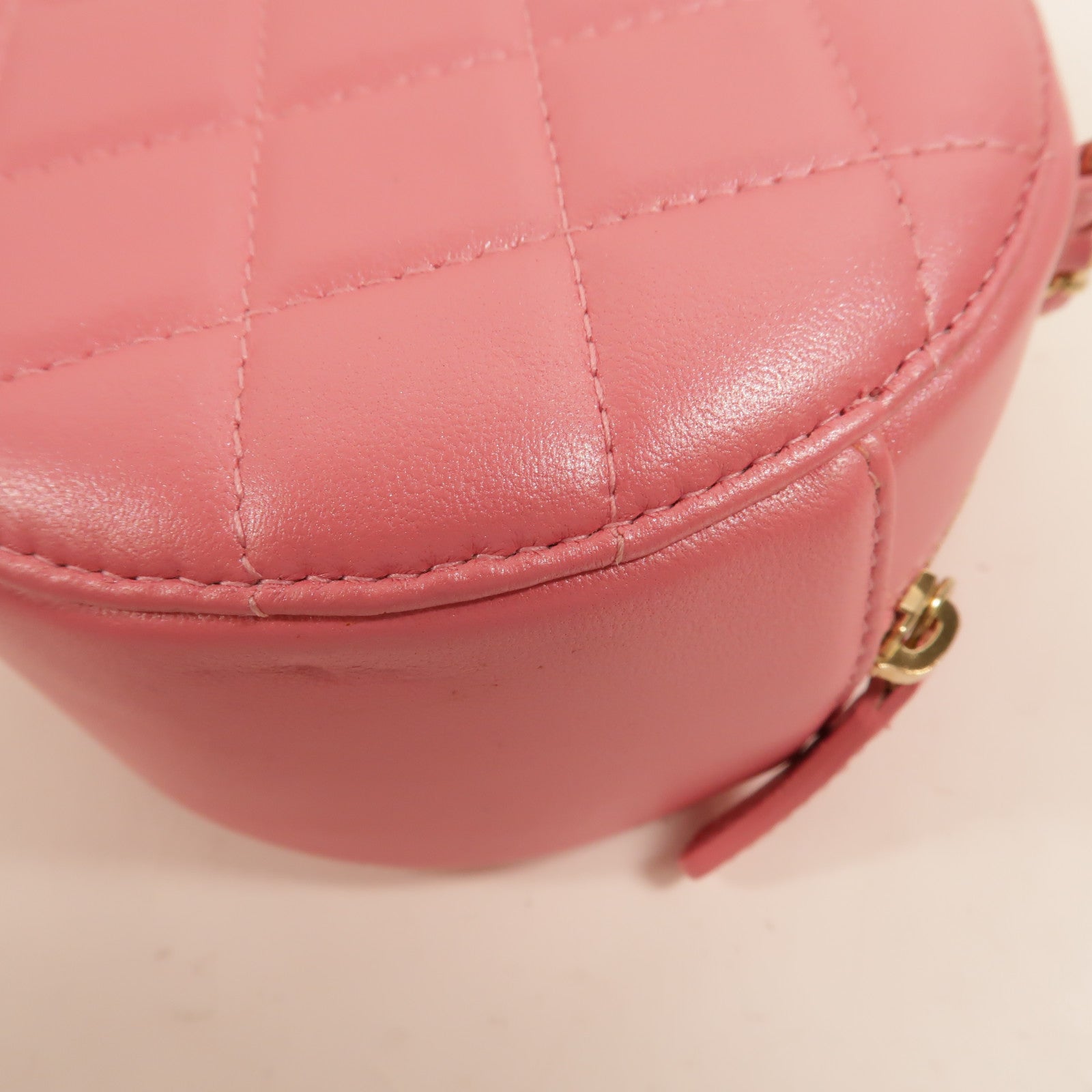 CHANEL Chanel Cc Ghw Round Vanity Case Shoulder Bag Lambskin Leather Pink image 16