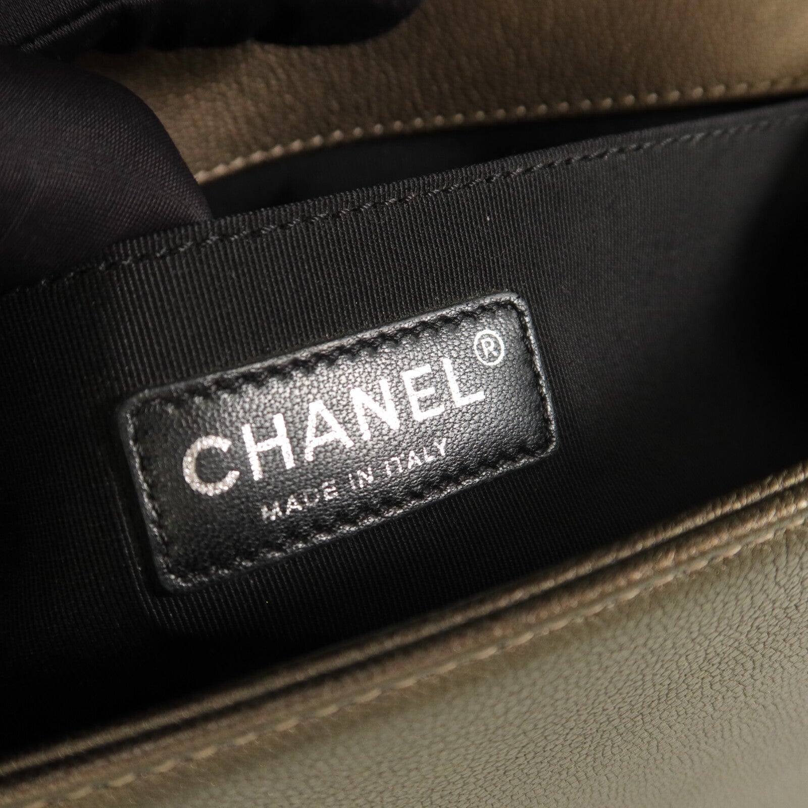 CHANEL Chanel Cc Boy 25 Chain Shoulder Bag Calfskin Leather Bronze image 8