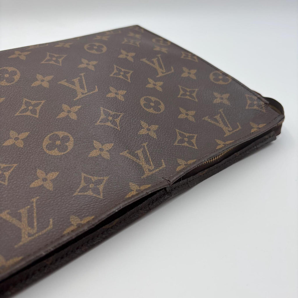 Louis Vuitton Vintage Monogram Toiletry Pouch 26 Canvas Cosmetic Bag