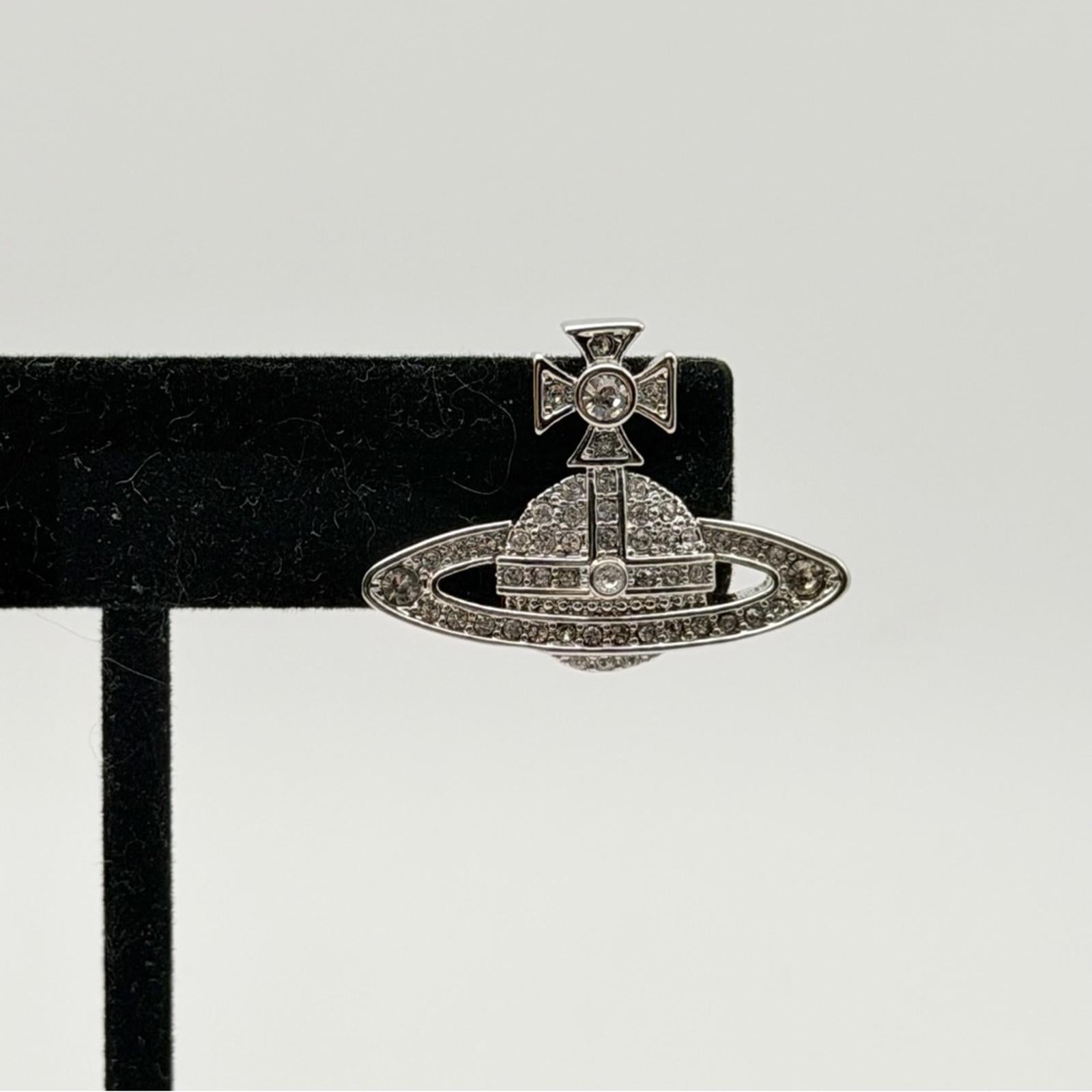 VIVIENNE WESTWOOD ORB CRYSTAL STUD EARRINGS SILVER