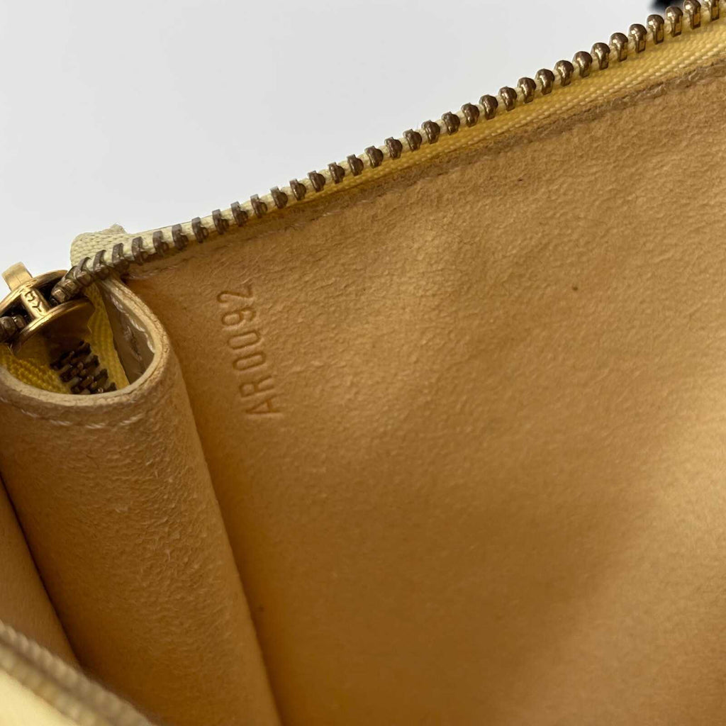 Louis Vuitton Epi Pochette Accessoires in Vanilla