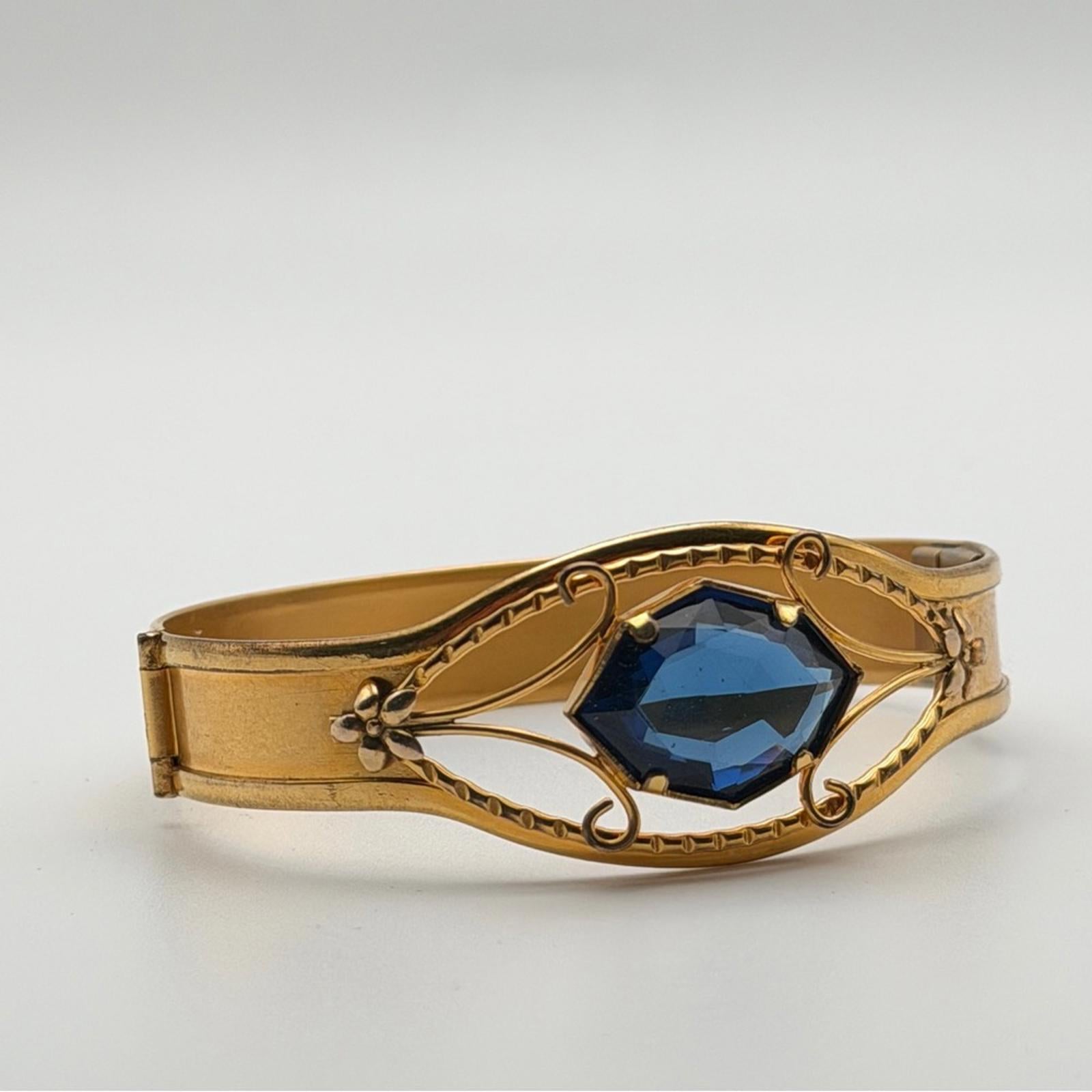 Vintage Gold Tone Statement Bangle – Faceted Blue Stone