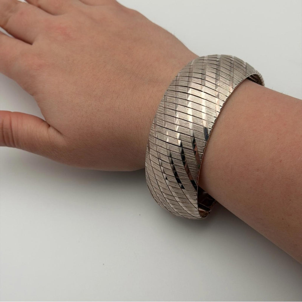 ITALIAN STERLING SILVER WIDE STATEMENT BRACELET