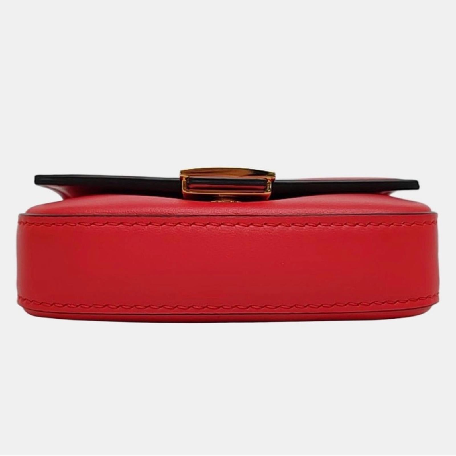 Fendi Baguette Nano Red Leather Shoulder Bag With Gold-Tone Hardware