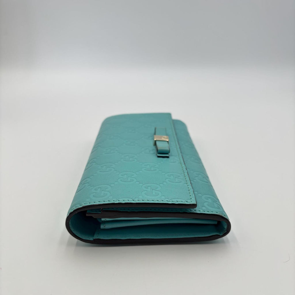 Gucci GG Embossed Continental Wallet – Turquoise