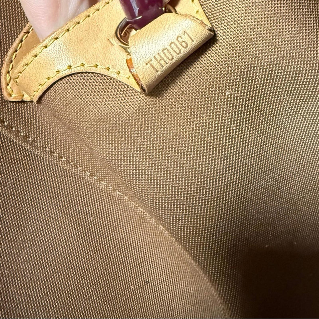 Louis Vuitton Brown Monogram Ellipse Mm Handbag