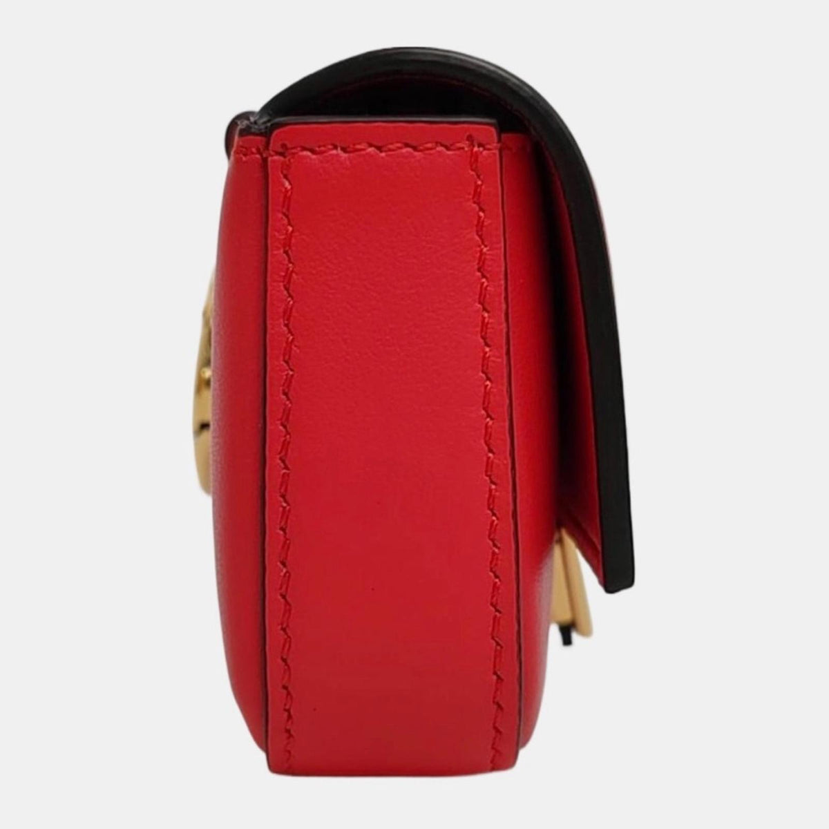 Fendi Baguette Nano Red Leather Shoulder Bag With Gold-Tone Hardware