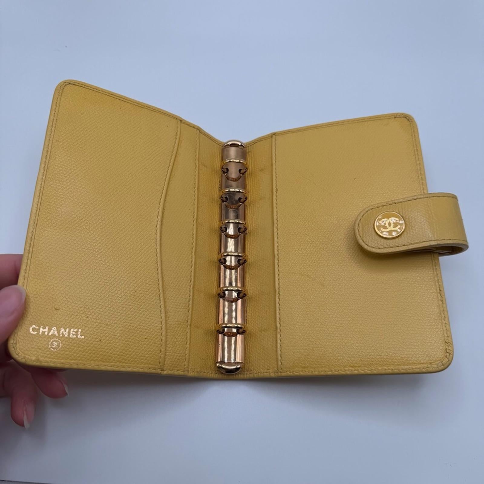 CHANEL VINTAGE YELLOW CAVIAR LEATHER ENAMEL CC AGENDA COVER — 2004 COLLECTION