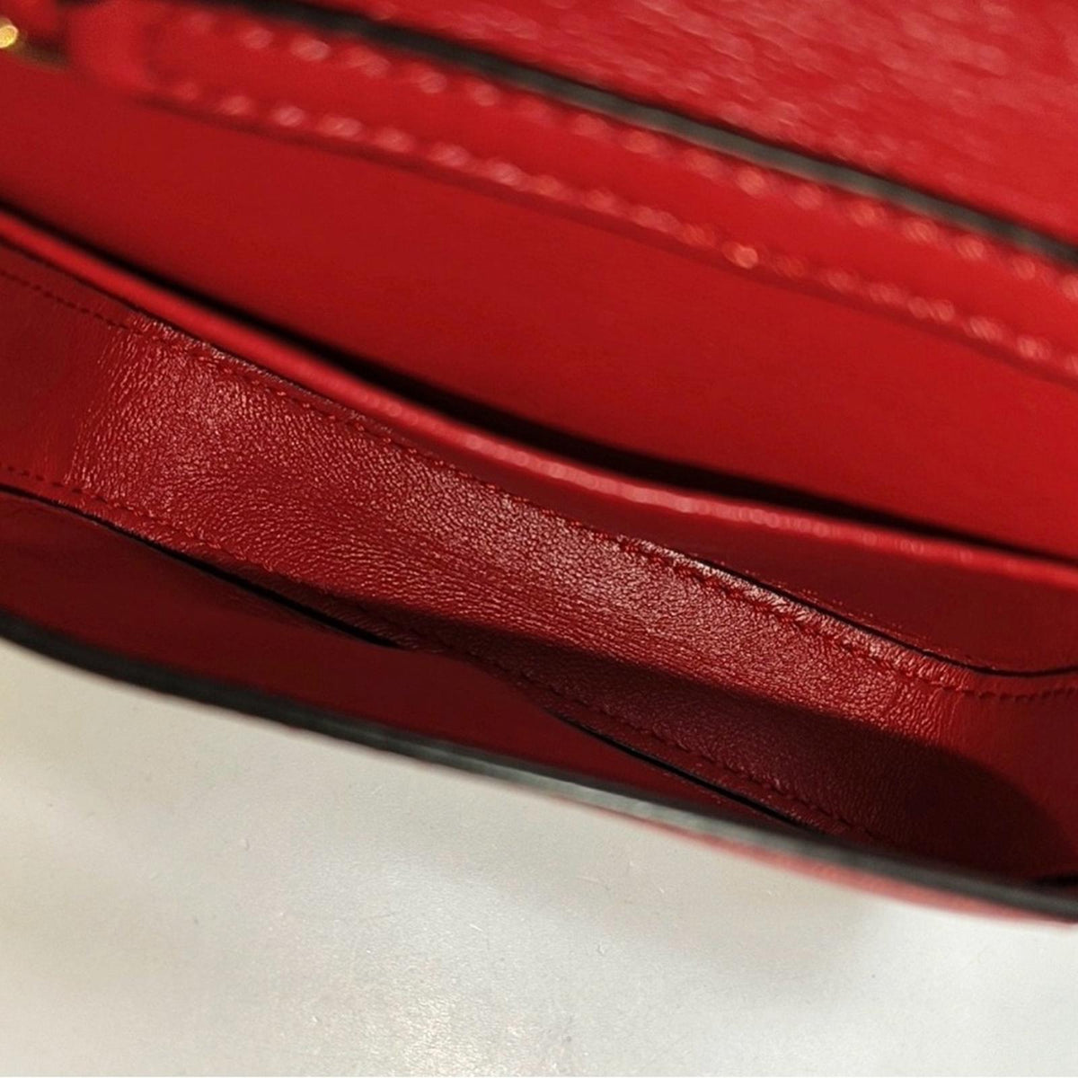 Fendi Baguette Nano Red Leather Shoulder Bag With Gold-Tone Hardware