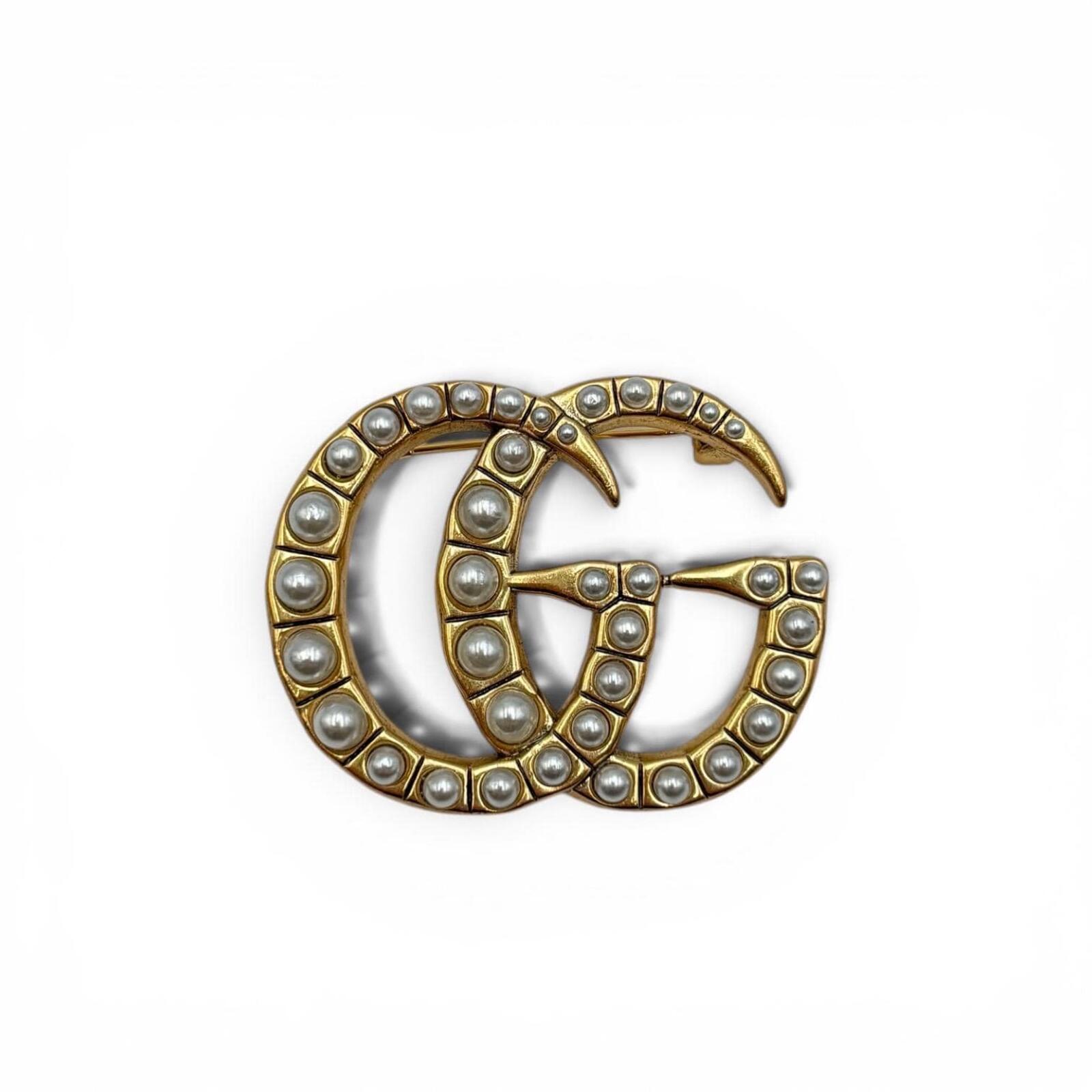 Gucci Interlocking GG Pearl-Embellished Brooch