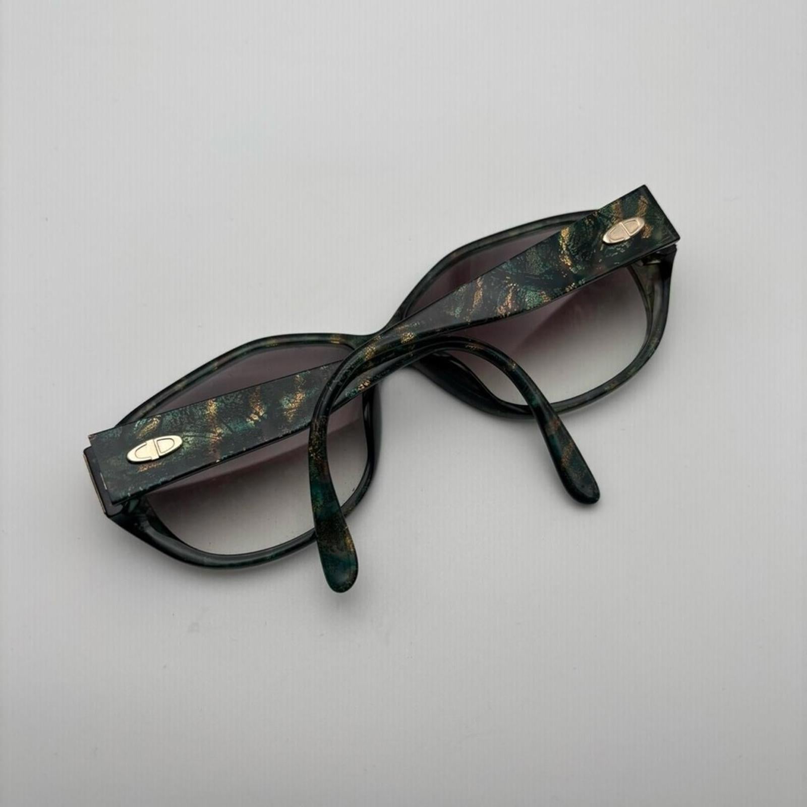 Christian Dior 
Vintage Sunglasses – 90s