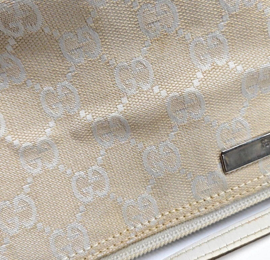 Gucci GG Canvas Boat Pochette Shoulder Bag — Beige