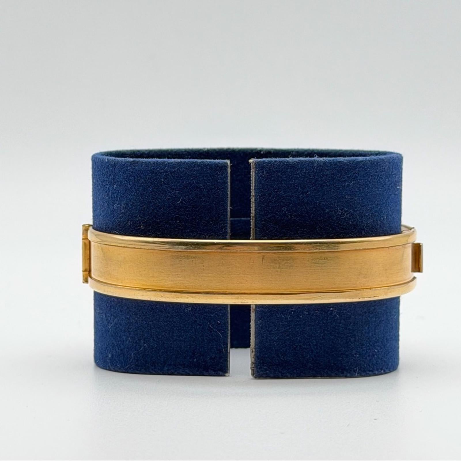 Vintage Gold Tone Statement Bangle – Faceted Blue Stone