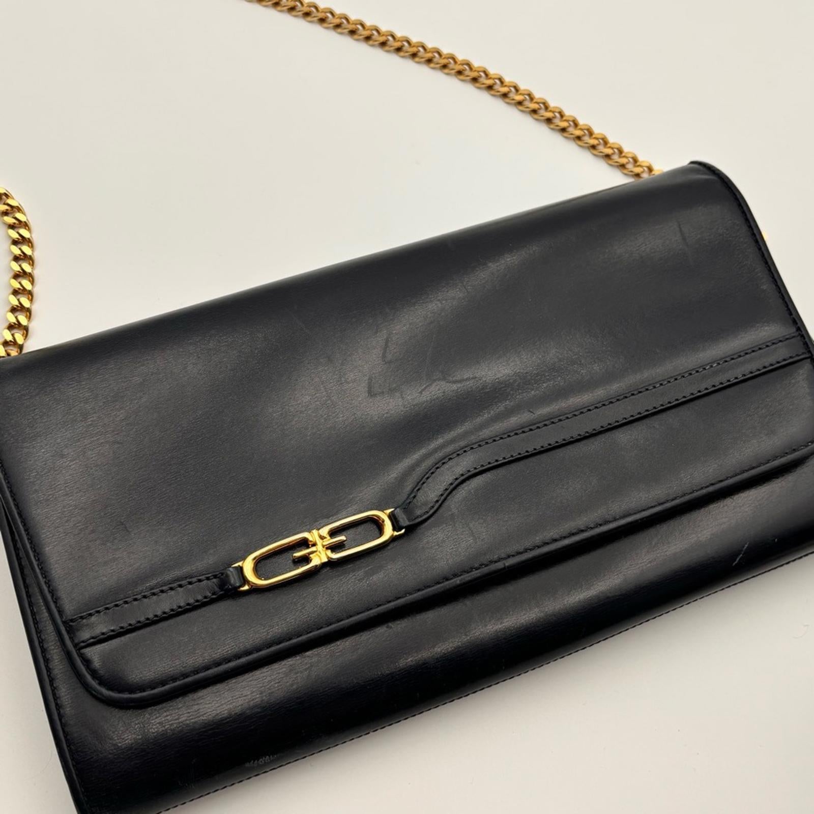 Gucci Vintage Navy Leather Chain Shoulder Bag Gold Hardware