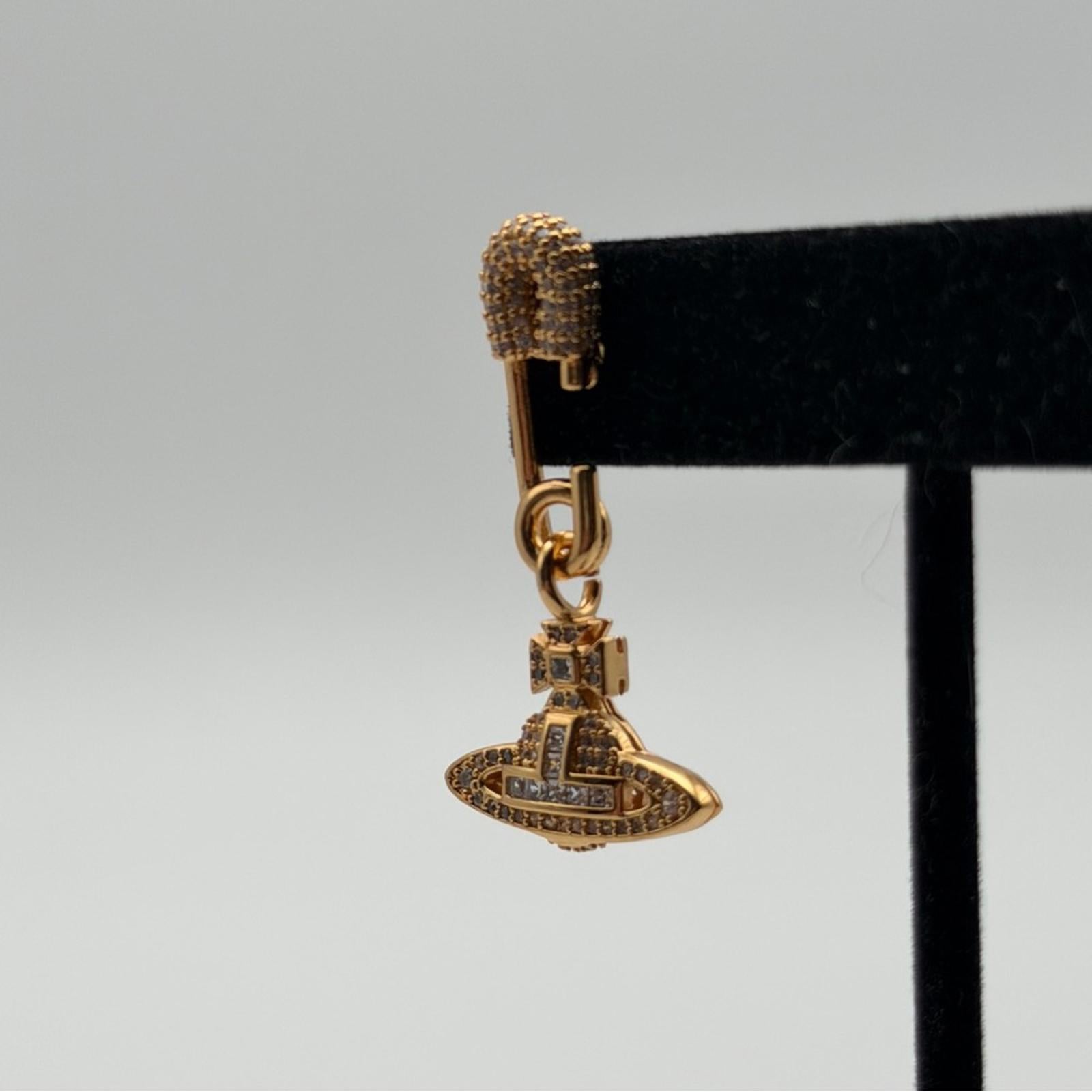 VIVIENNE WESTWOOD GOLD-TONE SAFETY PIN ORB DROP EARRINGS