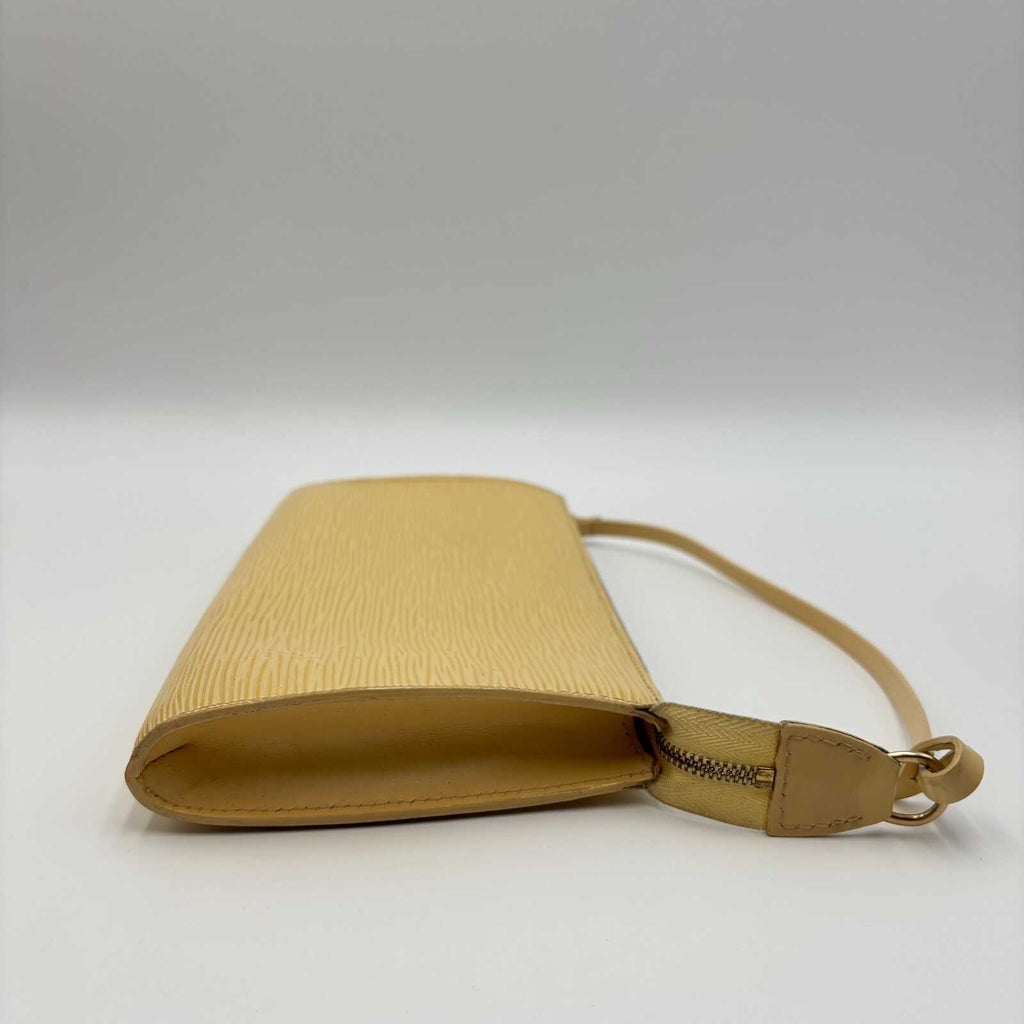 Louis Vuitton Epi Pochette Accessoires in Vanilla