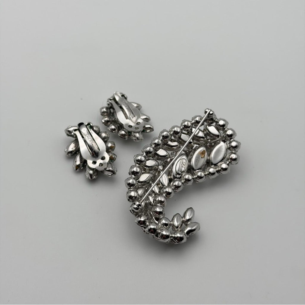 Vintage Sherman White Milk Glass Rhinestone Brooch And Earrings Set