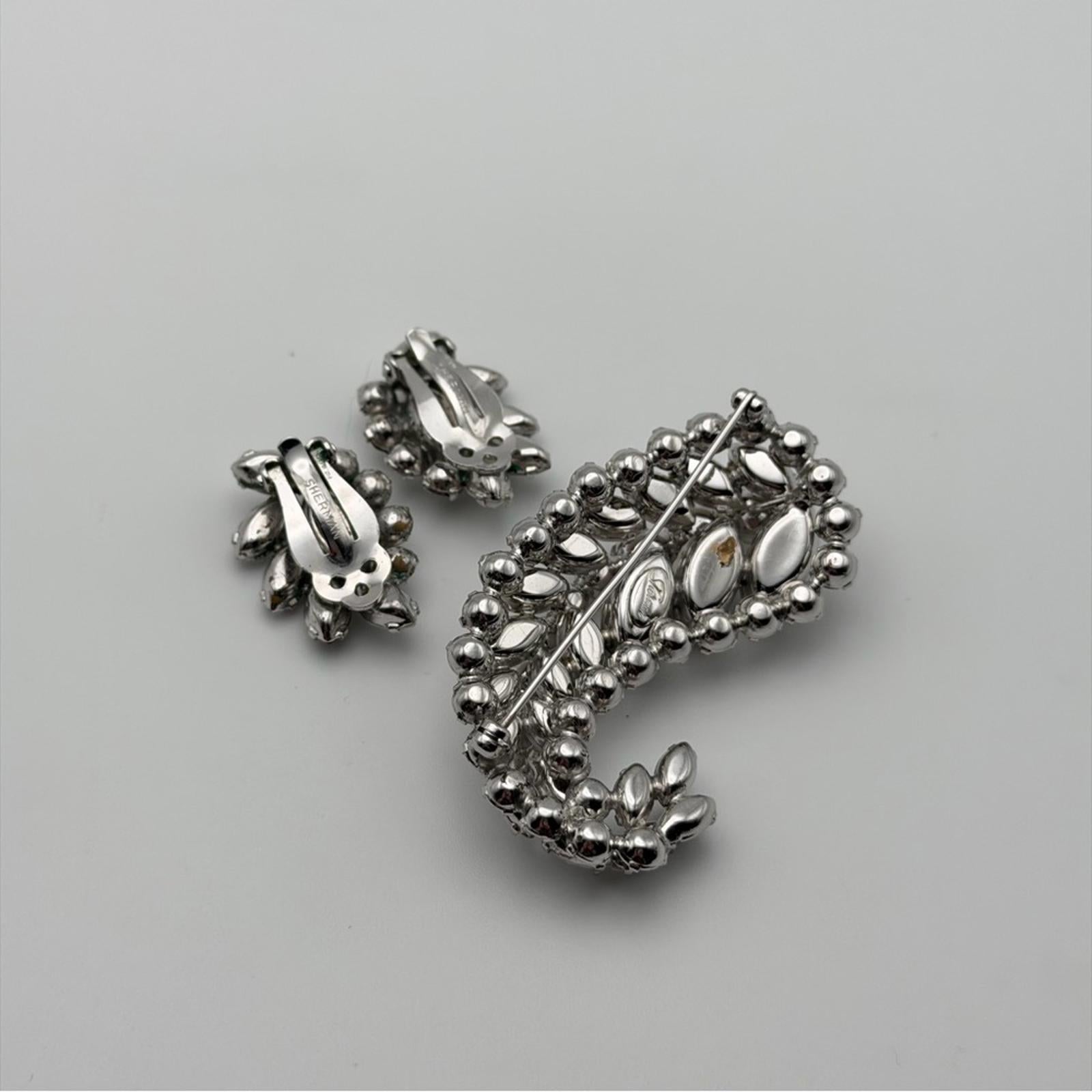 Vintage Sherman White Milk Glass Rhinestone Brooch And Earrings Set